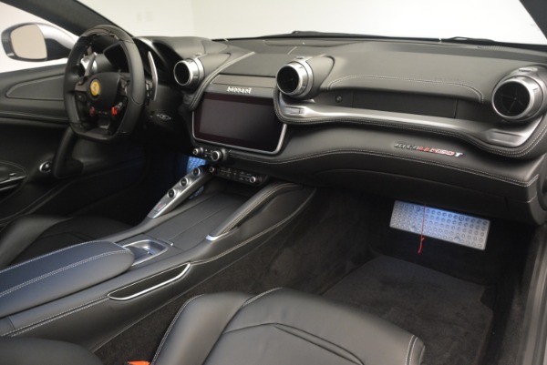 Used 2019 Ferrari GTC4LussoT V8 for sale Sold at Pagani of Greenwich in Greenwich CT 06830 18