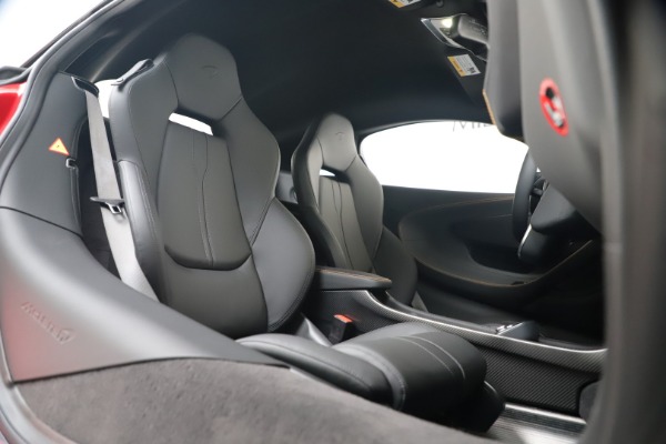 New 2019 McLaren 600LT for sale $285,236 at Pagani of Greenwich in Greenwich CT 06830 28