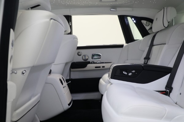 Used 2020 Rolls-Royce Phantom for sale $429,900 at Pagani of Greenwich in Greenwich CT 06830 19