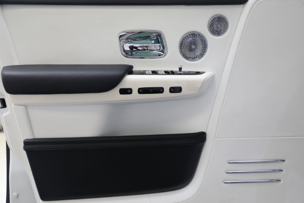 Used 2020 Rolls-Royce Phantom for sale $429,900 at Pagani of Greenwich in Greenwich CT 06830 21