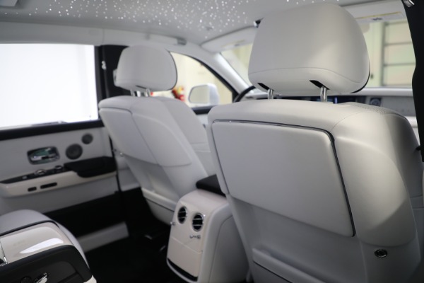 Used 2020 Rolls-Royce Phantom for sale $429,900 at Pagani of Greenwich in Greenwich CT 06830 25