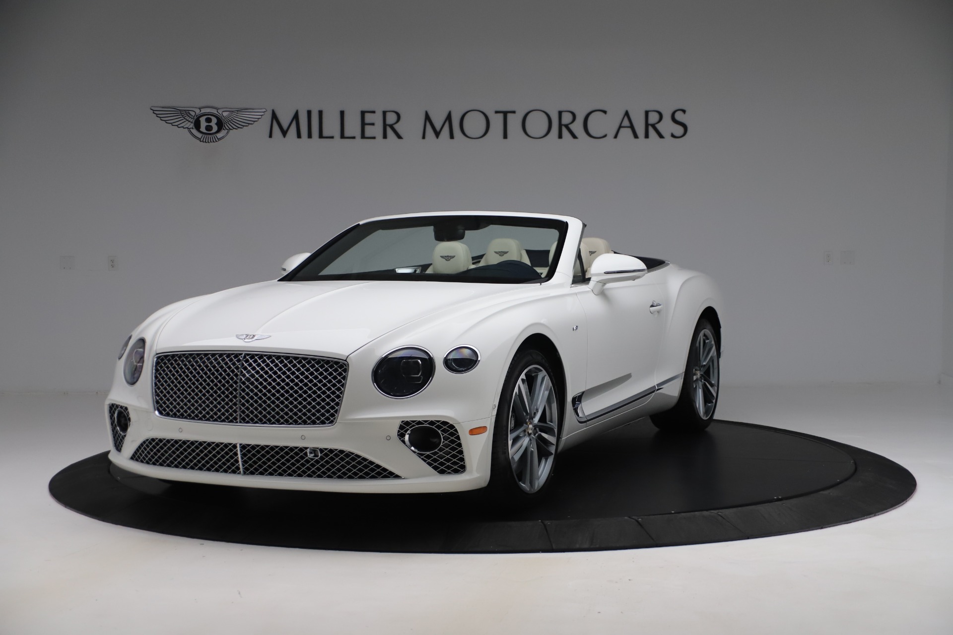 Used 2020 Bentley Continental GTC V8 for sale $184,900 at Pagani of Greenwich in Greenwich CT 06830 1