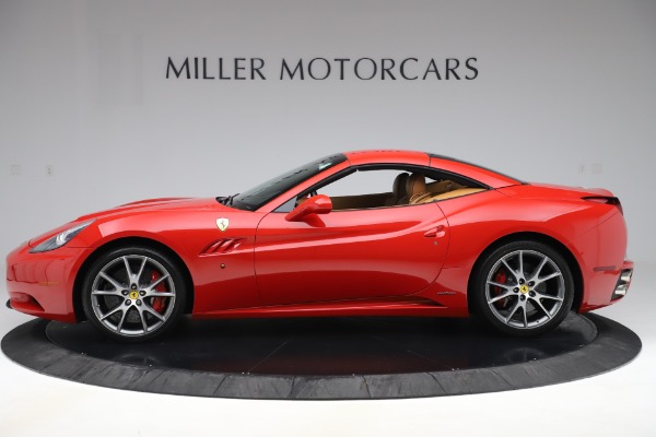 Used 2013 Ferrari California 30 for sale Sold at Pagani of Greenwich in Greenwich CT 06830 14