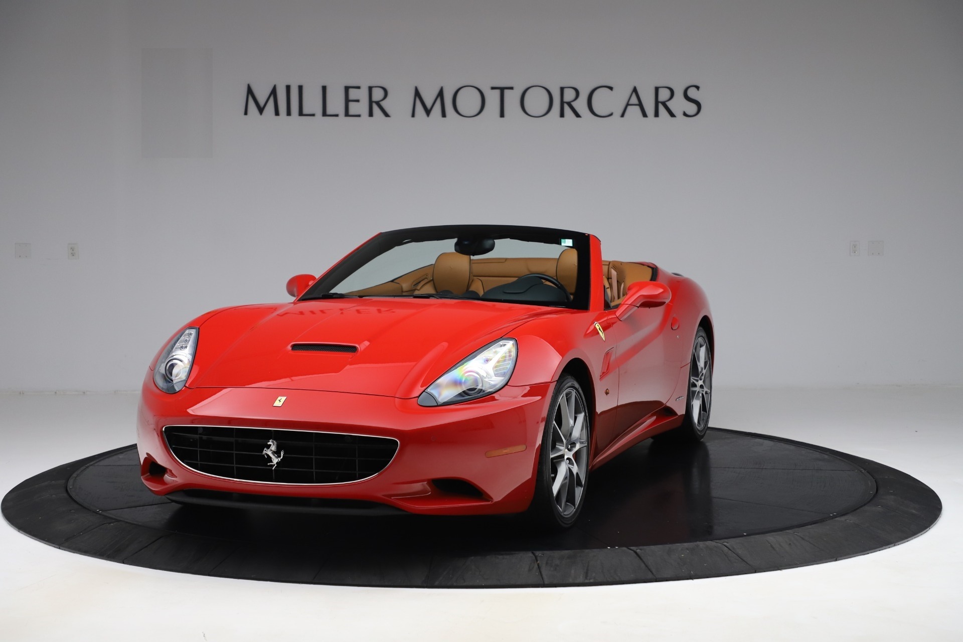 Used 2013 Ferrari California 30 for sale Sold at Pagani of Greenwich in Greenwich CT 06830 1