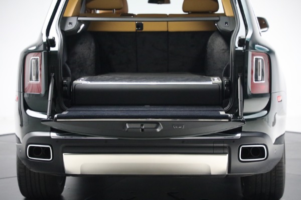Used 2020 Rolls-Royce Cullinan for sale Sold at Pagani of Greenwich in Greenwich CT 06830 18