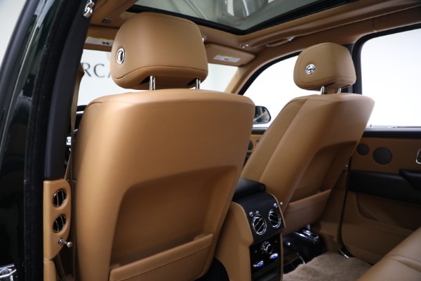 Used 2020 Rolls-Royce Cullinan for sale Sold at Pagani of Greenwich in Greenwich CT 06830 27