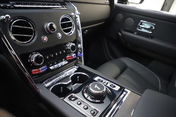 Used 2020 Rolls-Royce Cullinan for sale Call for price at Pagani of Greenwich in Greenwich CT 06830 20