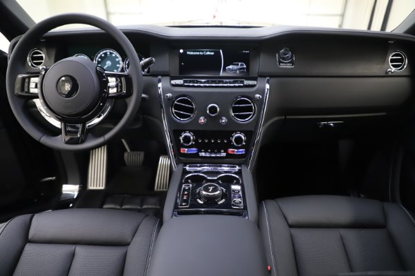 Used 2020 Rolls-Royce Cullinan for sale Call for price at Pagani of Greenwich in Greenwich CT 06830 4