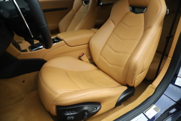 Used 2016 Maserati GranTurismo Sport for sale Sold at Pagani of Greenwich in Greenwich CT 06830 15