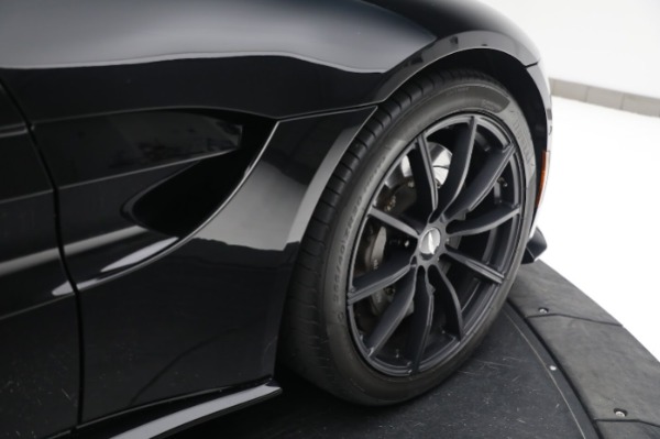 Used 2020 Aston Martin Vantage Coupe for sale $105,900 at Pagani of Greenwich in Greenwich CT 06830 28