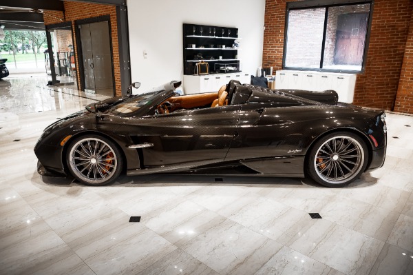 Used 2017 Pagani Huayra Roadster Roadster for sale Sold at Pagani of Greenwich in Greenwich CT 06830 2