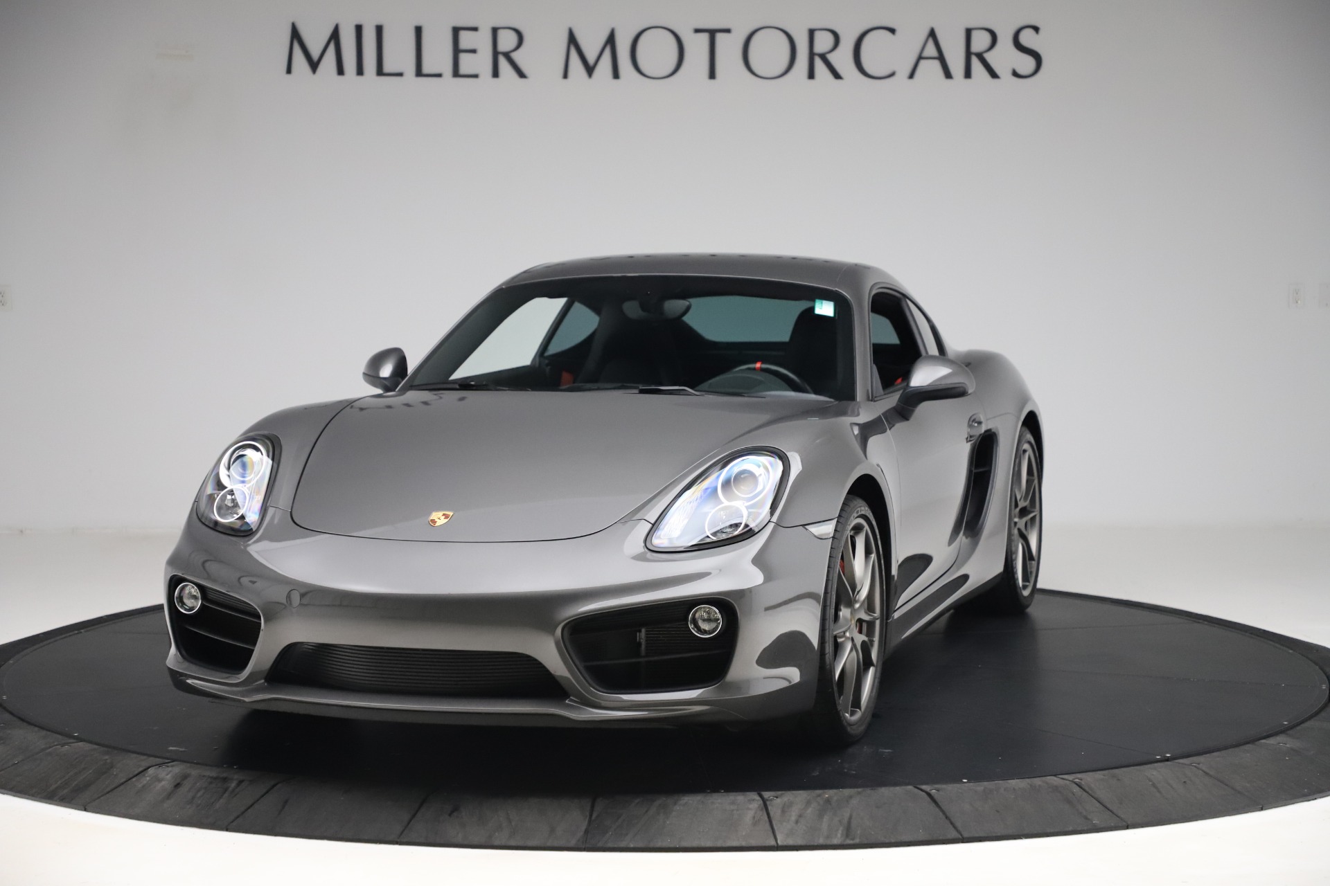 Used 2015 Porsche Cayman S for sale $63,900 at Pagani of Greenwich in Greenwich CT 06830 1