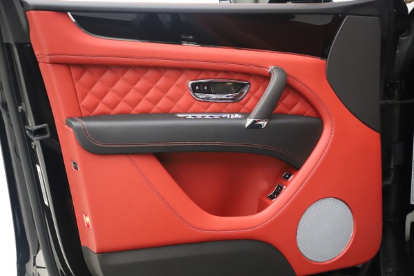 Used 2020 Bentley Bentayga V8 for sale $154,900 at Pagani of Greenwich in Greenwich CT 06830 17