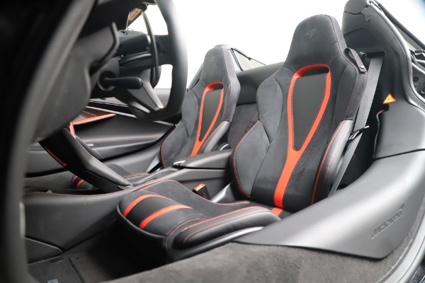 Used 2020 McLaren 720S Spider for sale $334,900 at Pagani of Greenwich in Greenwich CT 06830 25