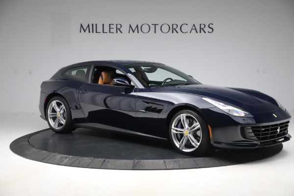 Used 2017 Ferrari GTC4Lusso for sale Sold at Pagani of Greenwich in Greenwich CT 06830 10