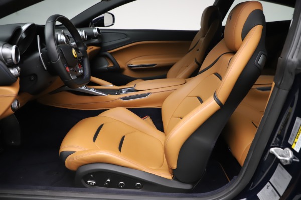 Used 2017 Ferrari GTC4Lusso for sale Sold at Pagani of Greenwich in Greenwich CT 06830 14