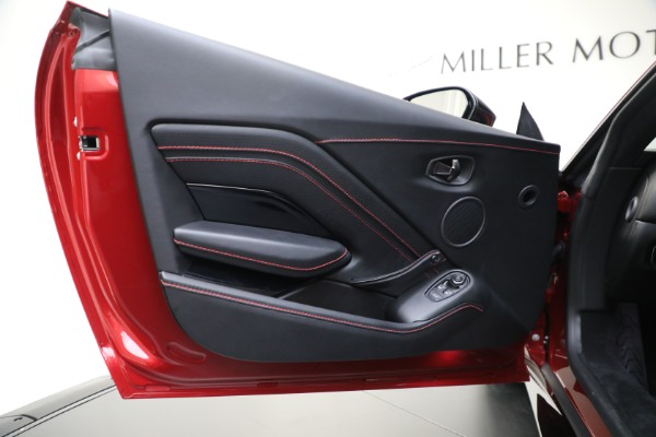 Used 2020 Aston Martin Vantage Coupe for sale Sold at Pagani of Greenwich in Greenwich CT 06830 16