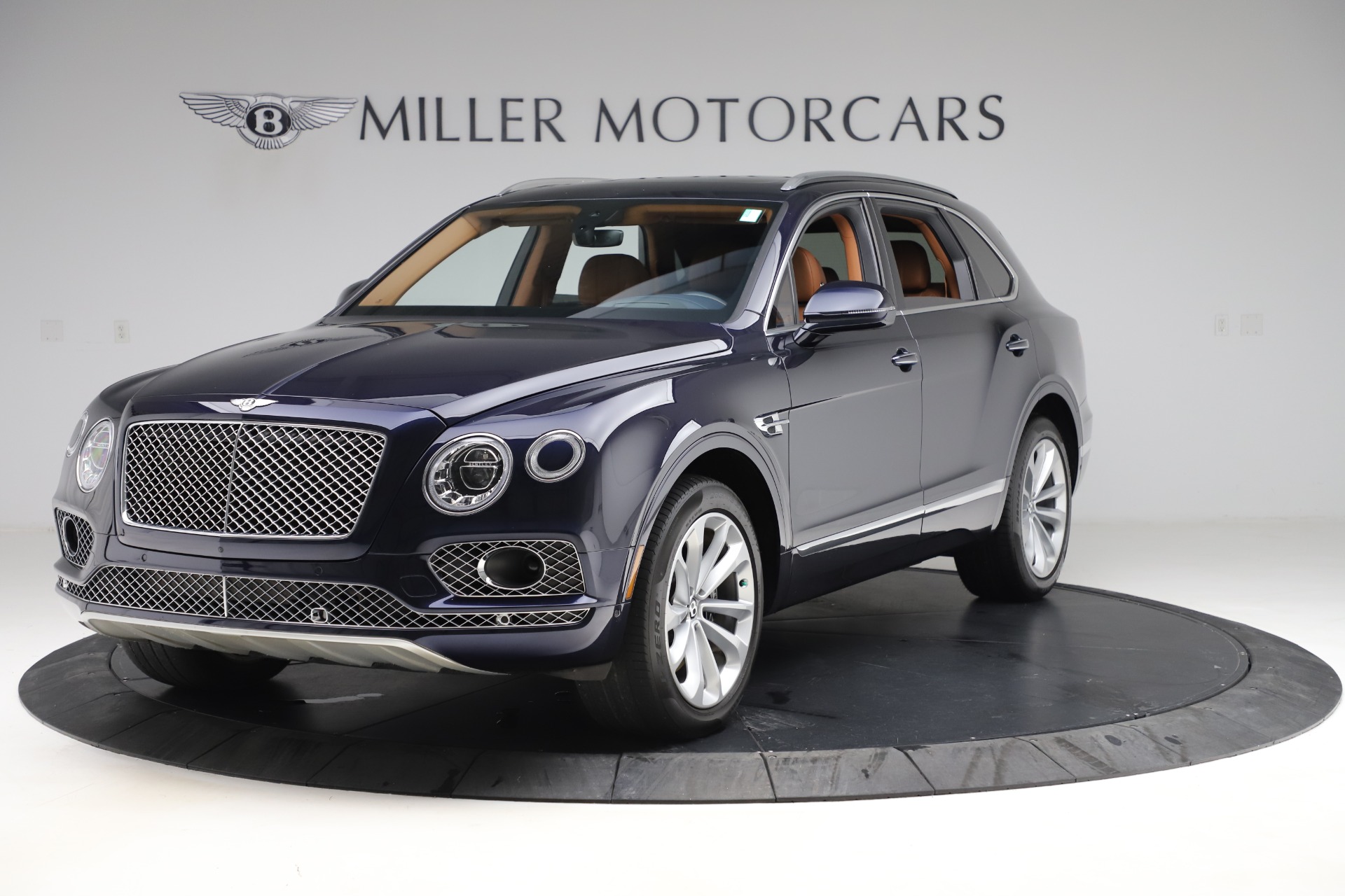 Used 2017 Bentley Bentayga W12 for sale Sold at Pagani of Greenwich in Greenwich CT 06830 1