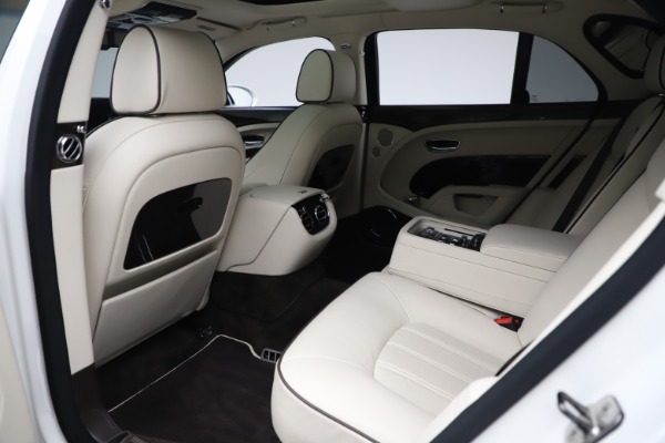 Used 2016 Bentley Mulsanne for sale Sold at Pagani of Greenwich in Greenwich CT 06830 21