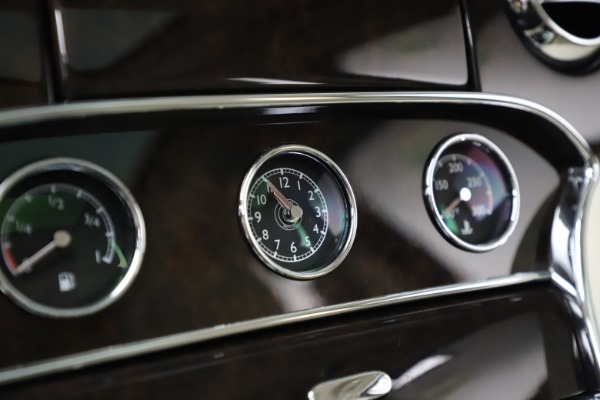 Used 2016 Bentley Mulsanne for sale Sold at Pagani of Greenwich in Greenwich CT 06830 25