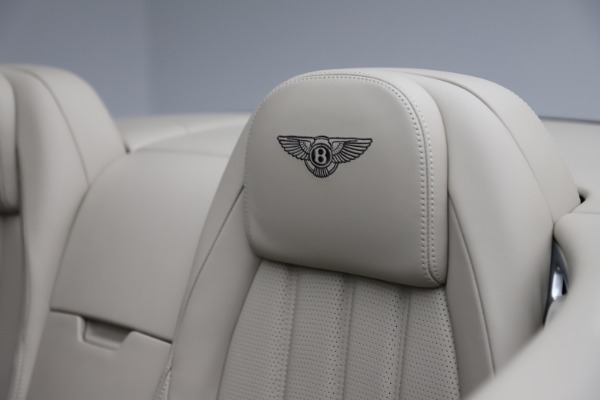 Used 2015 Bentley Continental GT V8 for sale Sold at Pagani of Greenwich in Greenwich CT 06830 27