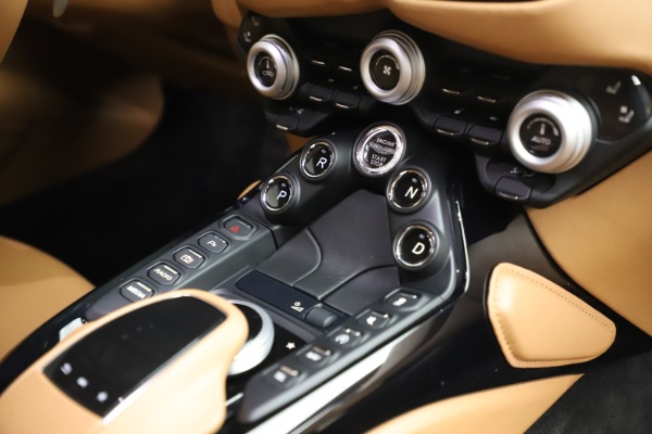 New 2020 Aston Martin Vantage Coupe for sale $183,954 at Pagani of Greenwich in Greenwich CT 06830 21