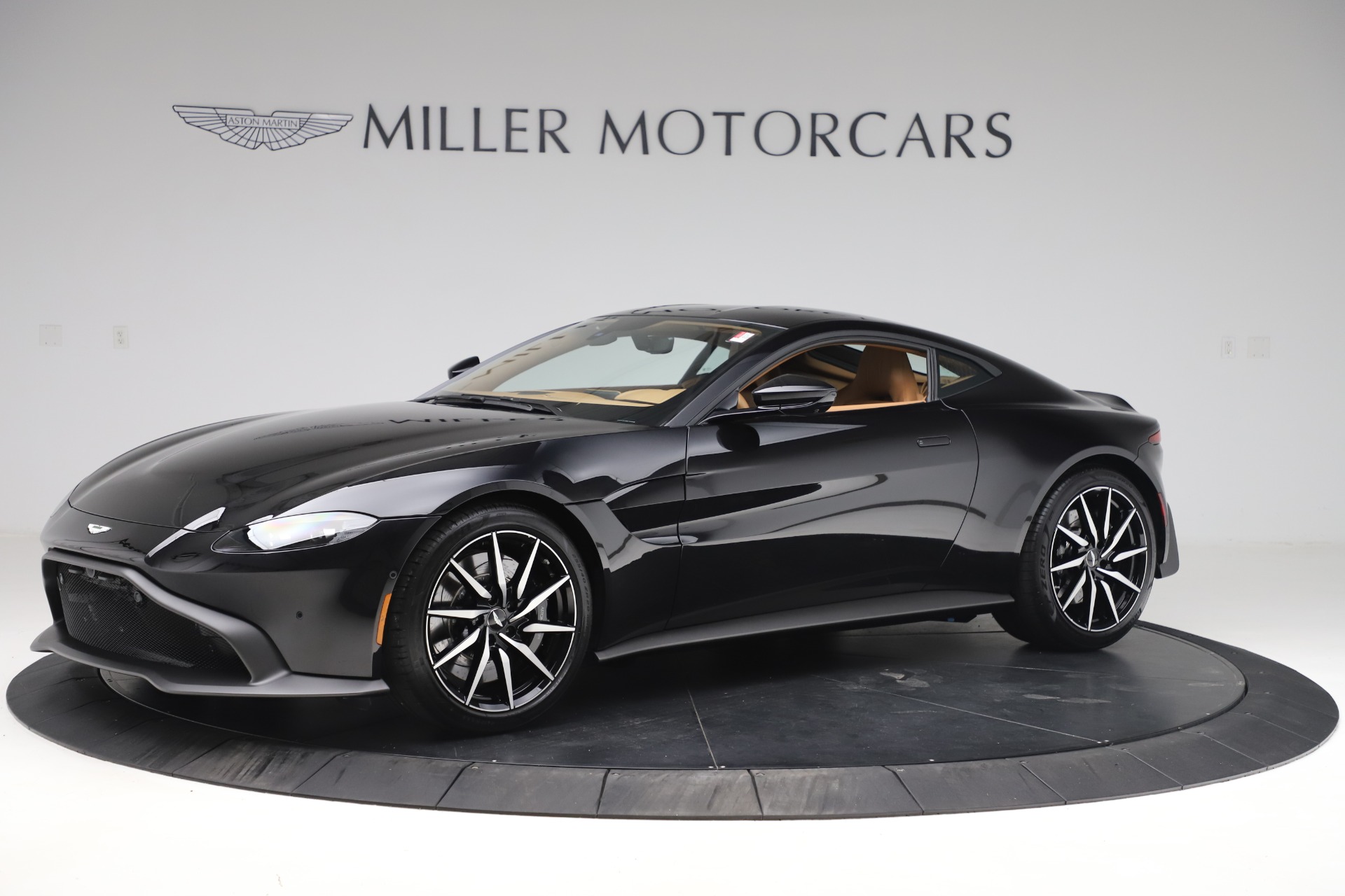 New 2020 Aston Martin Vantage Coupe for sale $183,954 at Pagani of Greenwich in Greenwich CT 06830 1