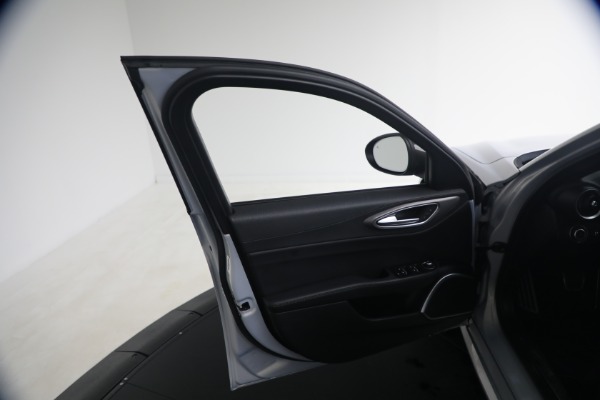 Used 2020 Alfa Romeo Giulia Ti Sport Q4 for sale Call for price at Pagani of Greenwich in Greenwich CT 06830 11
