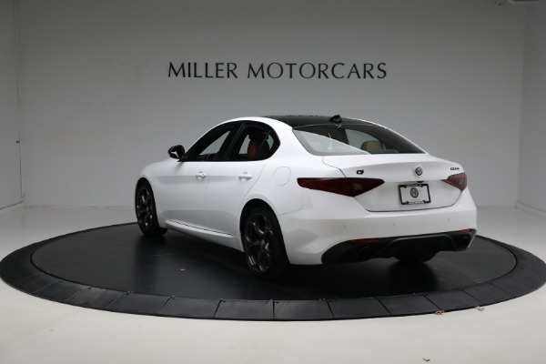 Used 2020 Alfa Romeo Giulia Ti Sport for sale $34,900 at Pagani of Greenwich in Greenwich CT 06830 8