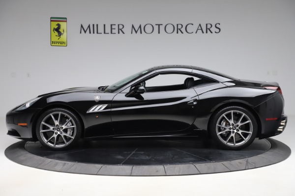 Used 2014 Ferrari California 30 for sale Sold at Pagani of Greenwich in Greenwich CT 06830 14