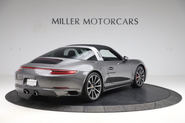 Used 2017 Porsche 911 Targa 4S for sale Sold at Pagani of Greenwich in Greenwich CT 06830 15