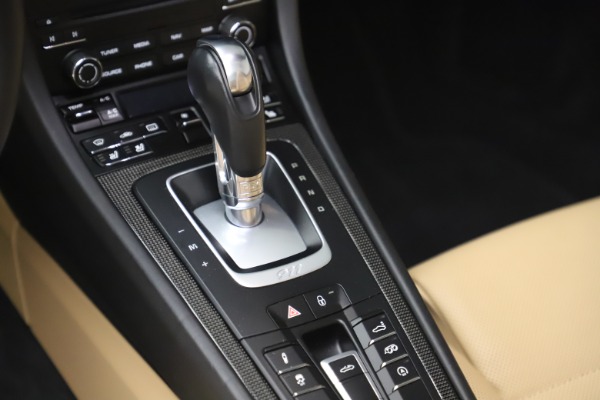 Used 2017 Porsche 911 Targa 4S for sale $119,900 at Pagani of Greenwich in Greenwich CT 06830 28