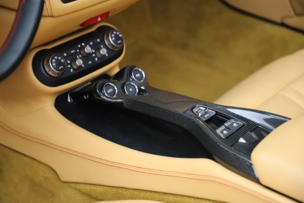 Used 2014 Ferrari California 30 for sale Sold at Pagani of Greenwich in Greenwich CT 06830 26
