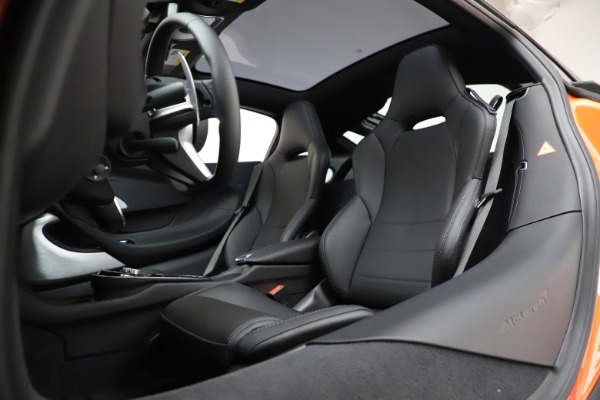 New 2020 McLaren GT Luxe for sale $246,975 at Pagani of Greenwich in Greenwich CT 06830 21