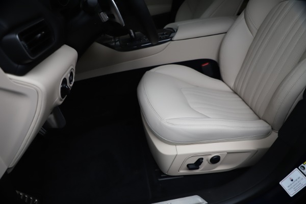 New 2020 Maserati Levante S Q4 GranLusso for sale $97,335 at Pagani of Greenwich in Greenwich CT 06830 15
