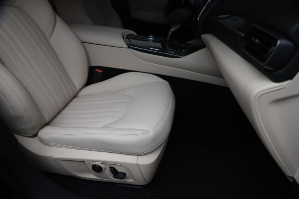 New 2020 Maserati Levante S Q4 GranLusso for sale $97,335 at Pagani of Greenwich in Greenwich CT 06830 24