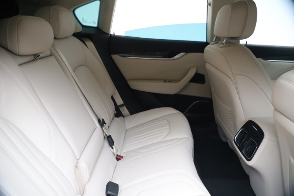 New 2020 Maserati Levante S Q4 GranLusso for sale $97,335 at Pagani of Greenwich in Greenwich CT 06830 27