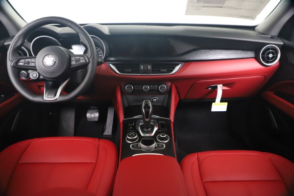 New 2020 Alfa Romeo Stelvio Sport Q4 for sale Sold at Pagani of Greenwich in Greenwich CT 06830 16