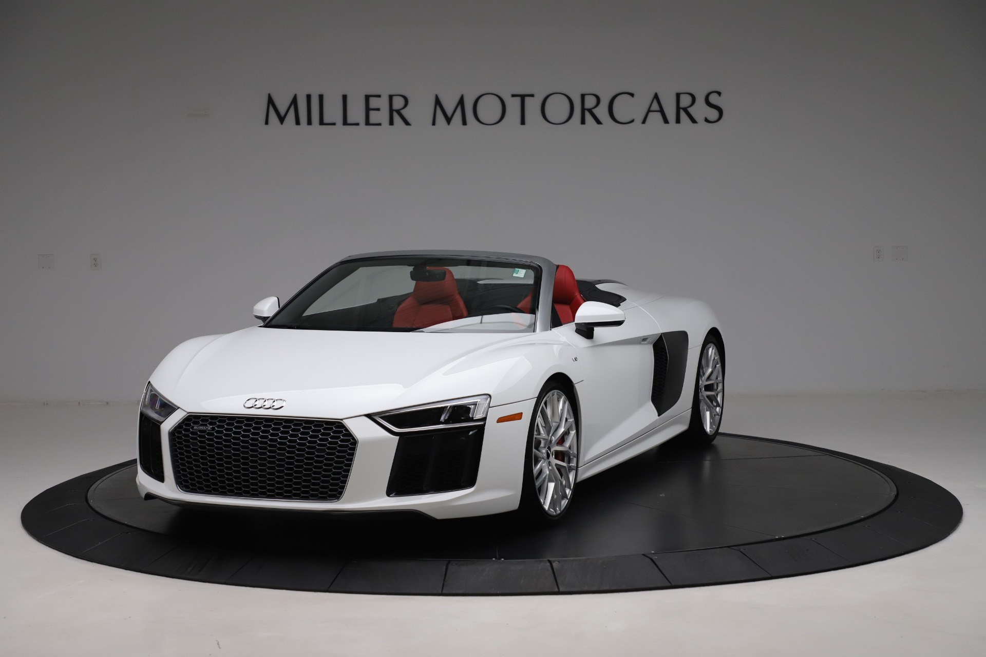 Used 2017 Audi R8 5.2 quattro V10 Spyder for sale Sold at Pagani of Greenwich in Greenwich CT 06830 1