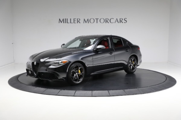 Used 2021 Alfa Romeo Giulia Veloce for sale Sold at Pagani of Greenwich in Greenwich CT 06830 3