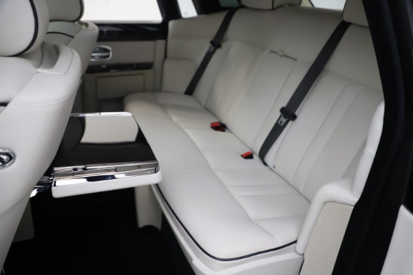 Used 2013 Rolls-Royce Phantom for sale Sold at Pagani of Greenwich in Greenwich CT 06830 14