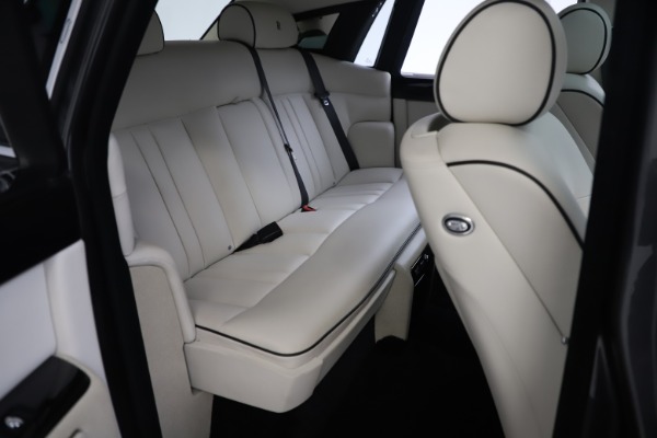 Used 2013 Rolls-Royce Phantom for sale Sold at Pagani of Greenwich in Greenwich CT 06830 20