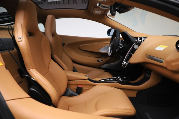 Used 2020 McLaren GT Luxe for sale $187,900 at Pagani of Greenwich in Greenwich CT 06830 18