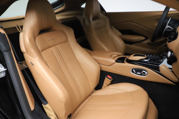 New 2020 Aston Martin Vantage Coupe for sale $183,879 at Pagani of Greenwich in Greenwich CT 06830 20