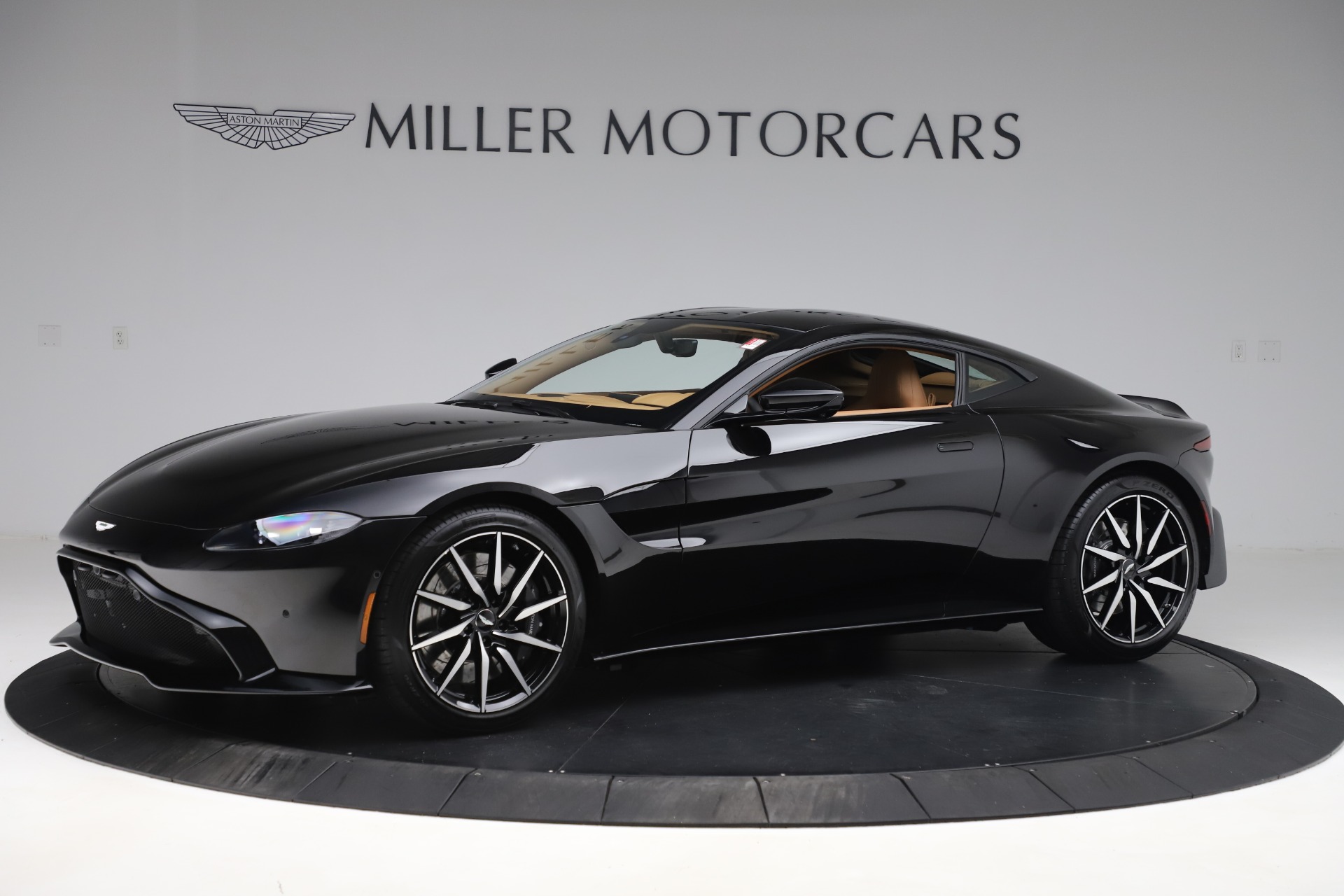 New 2020 Aston Martin Vantage Coupe for sale $183,879 at Pagani of Greenwich in Greenwich CT 06830 1