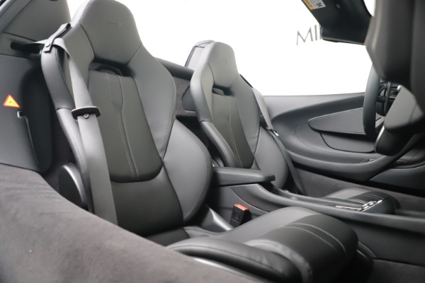 New 2020 McLaren 570S Spider Convertible for sale $231,150 at Pagani of Greenwich in Greenwich CT 06830 27