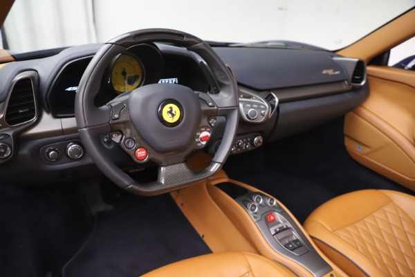 Used 2013 Ferrari 458 Spider for sale Sold at Pagani of Greenwich in Greenwich CT 06830 20