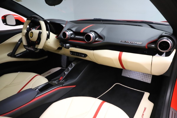 Used 2019 Ferrari 812 Superfast for sale $365,900 at Pagani of Greenwich in Greenwich CT 06830 17