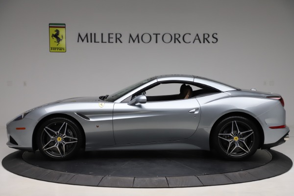 Used 2016 Ferrari California T for sale Sold at Pagani of Greenwich in Greenwich CT 06830 15