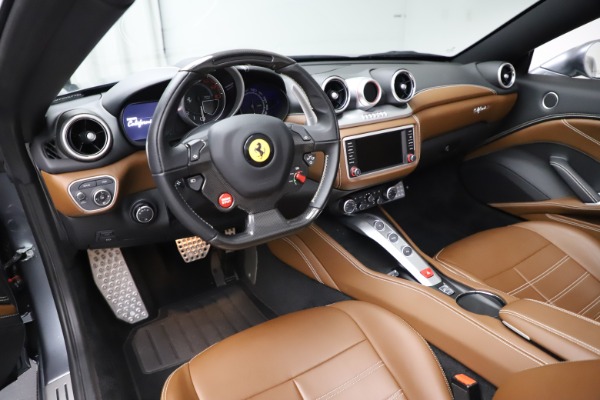 Used 2016 Ferrari California T for sale Sold at Pagani of Greenwich in Greenwich CT 06830 25